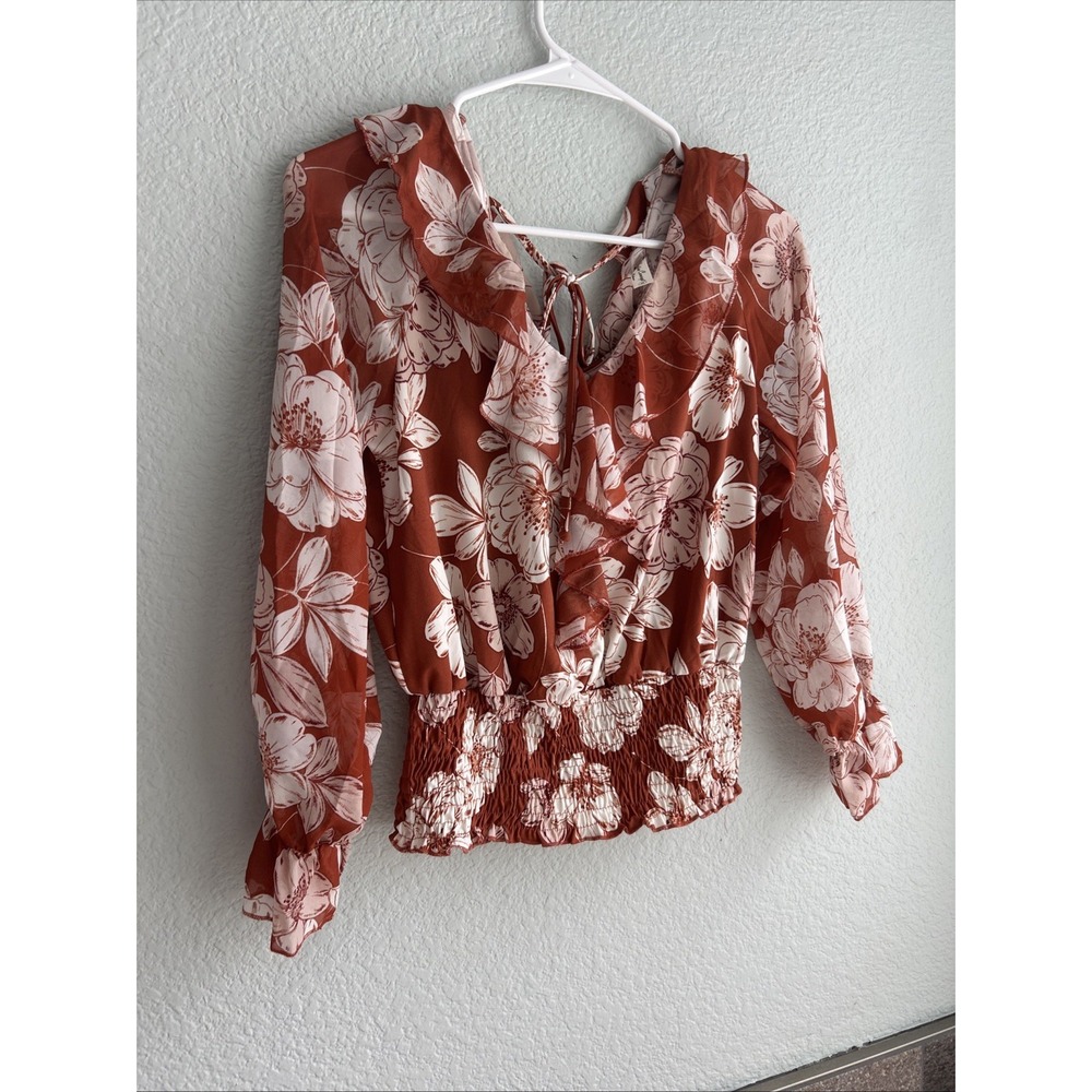 Womens Blouses Size Medium New With Tag